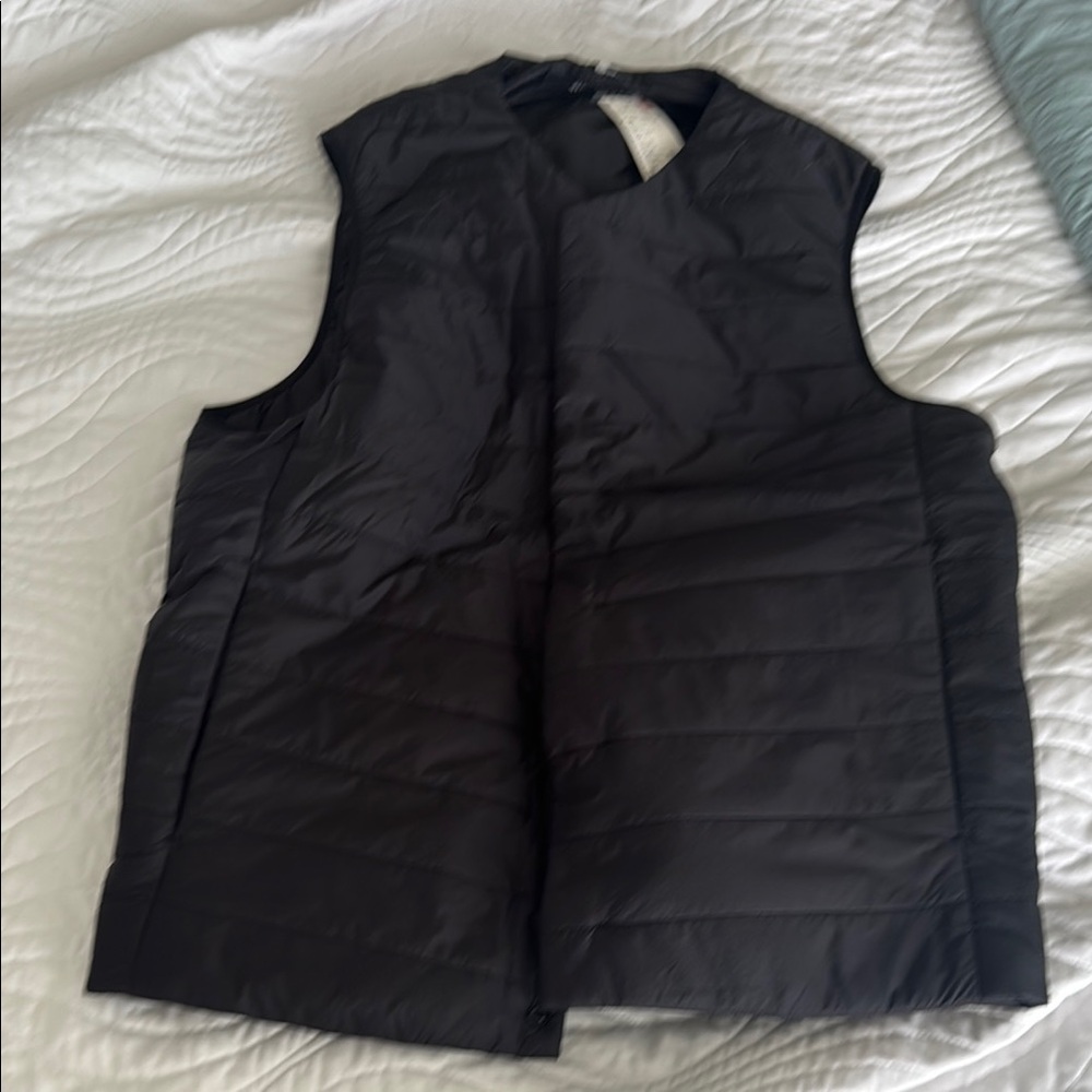Uniqlo Black Men's Vest
